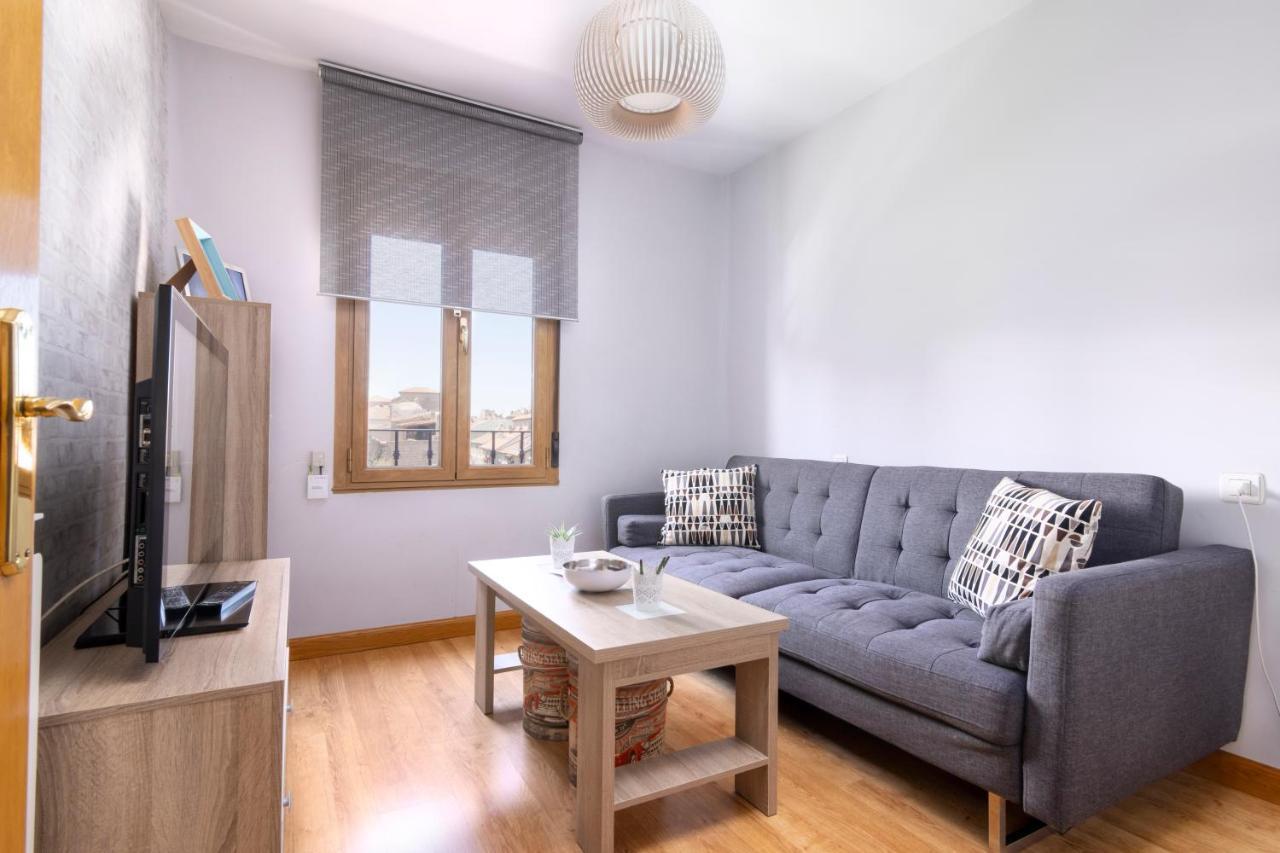 Apartamento La Muralla - Leonapartamentos ภายนอก รูปภาพ